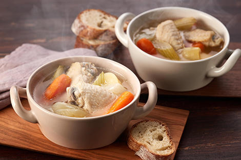 Pot-au-feu with vegetables and chicken